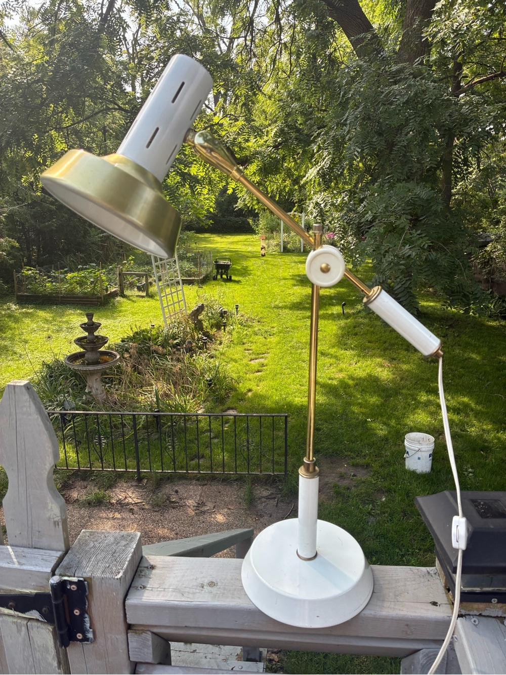 Lightolier Vintage Articulating MCM Desk Table Lamp
